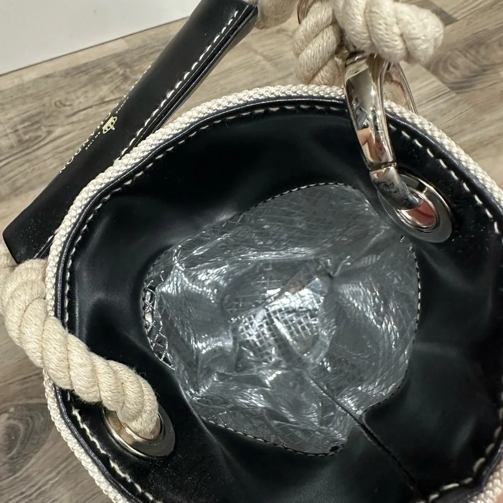 Moët & Chandon Champagne Insulated Wine Bottle Tote / Carrier